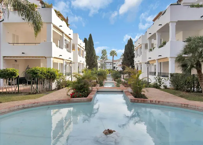 En Complejo Con Piscina Climatizada - El Presidente 234 Apartamento *