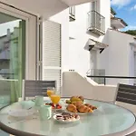 En Complejo Con Piscina Climatizada - El Presidente 234 *