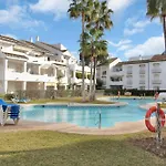 En Complejo Con Piscina Climatizada - El Presidente 234 Apartmán Estepona