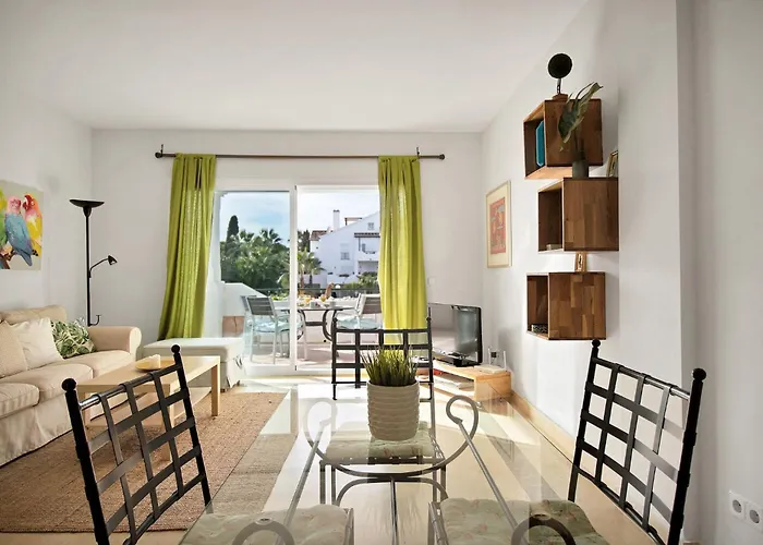 En Complejo Con Piscina Climatizada - El Presidente 234 Apartment Estepona