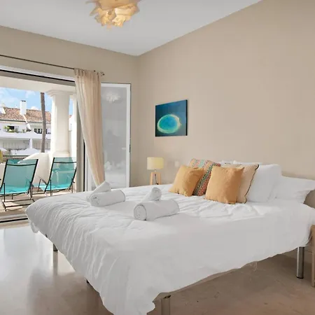En Complejo Con Piscina Climatizada - El Presidente 234 Appartement *
